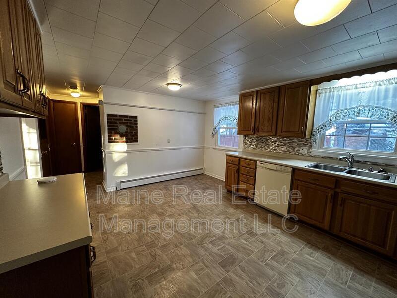 26 Rider Rd, Brewer, ME 04412 House Rental in Brewer, ME