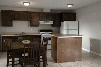 Building Photo - 1102 Ann