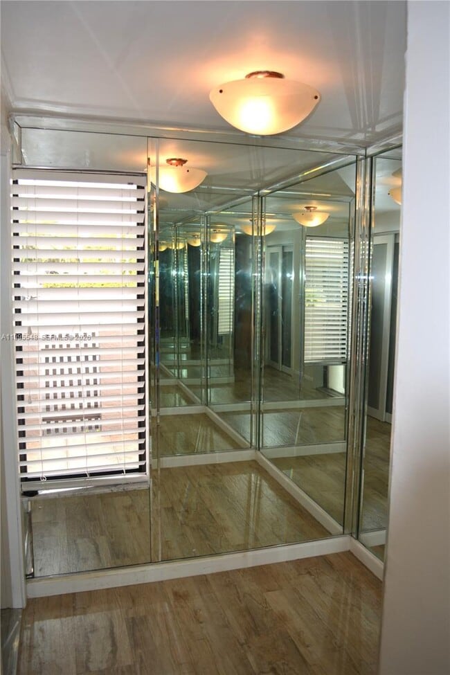Foto del edificio - 9944 NW 41st St