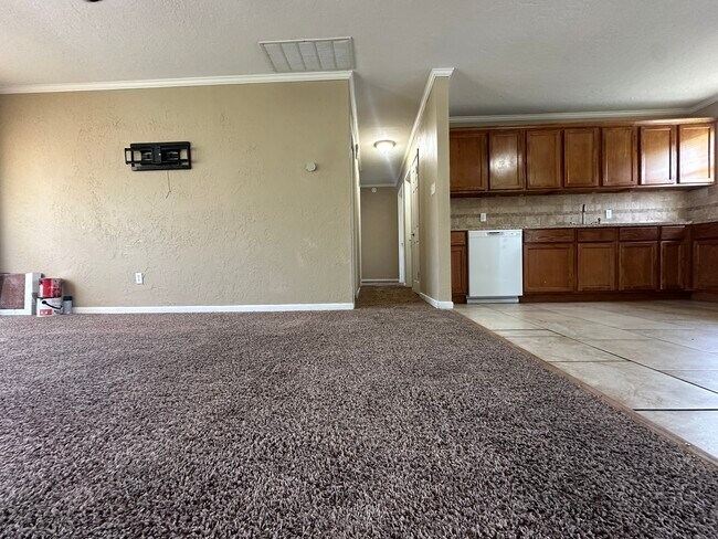 Foto del edificio - 5314 NW Liberty Ave