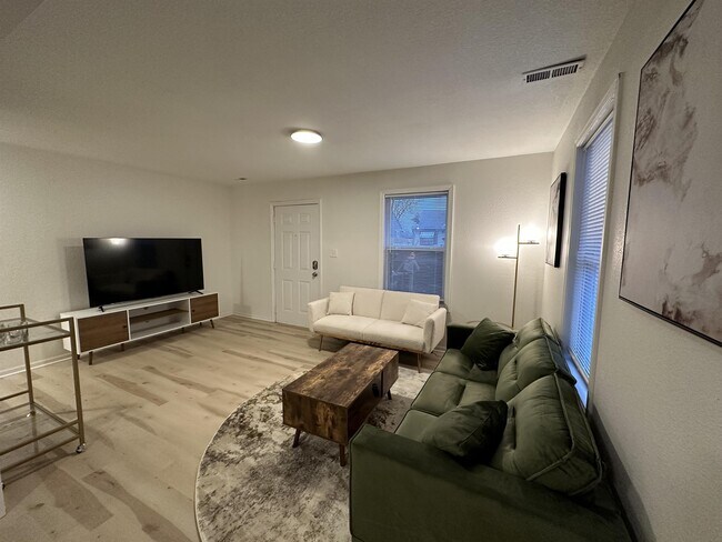 Foto del edificio - 2618 Essex St