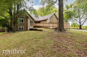 Primary Photo - 4811 S Buckingham Ln