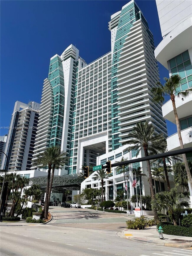 Foto del edificio - 3725 S Ocean Dr