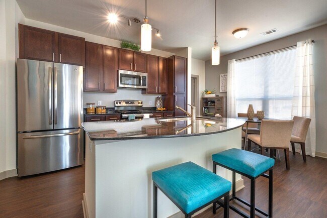 Foto del edificio - More Space, More Savings – Up to 4 Weeks Free!