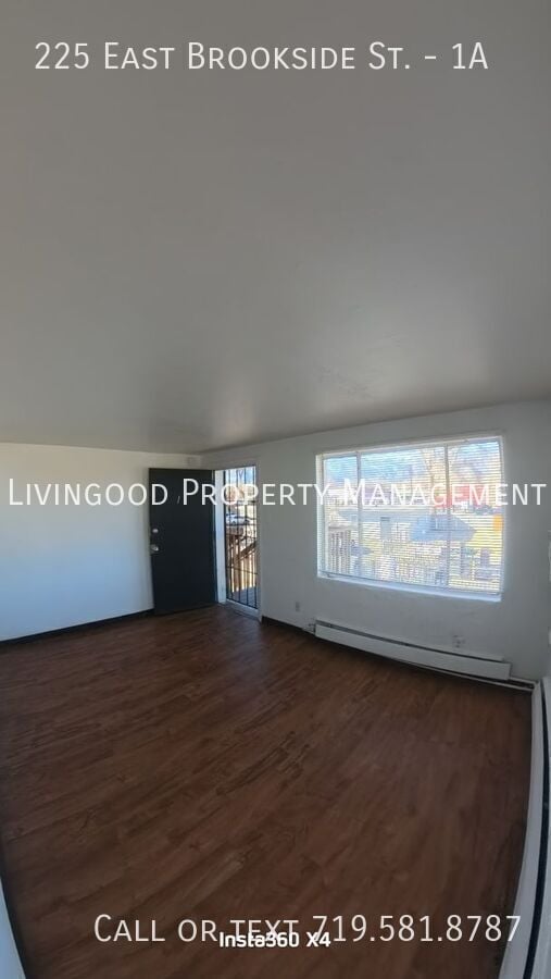 Foto del edificio - 225 E Brookside St