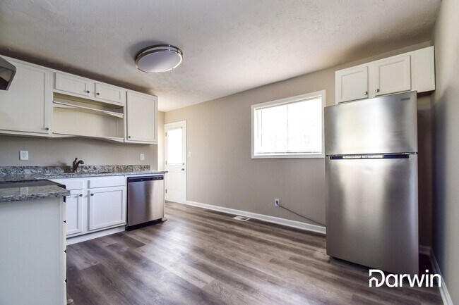 Building Photo - 521 Fielding Circle, Riverdale, GA 30274