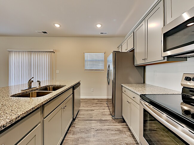 Building Photo - Williamsgate Homes