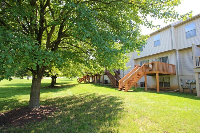 Foto del edificio - 409 Cobblestone Ln