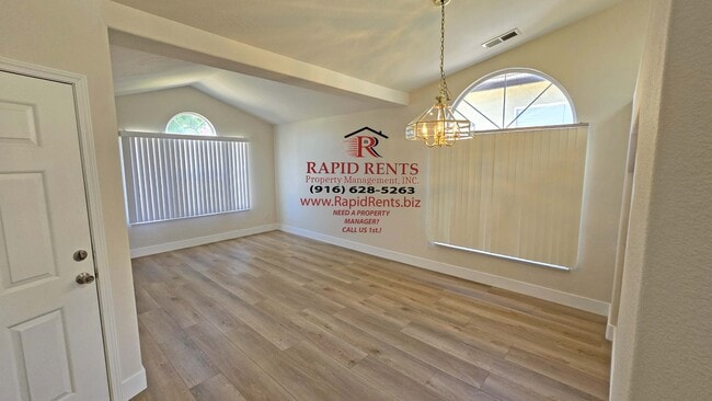 Building Photo - 8477 Ceonothus Ct