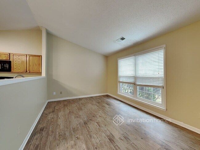 Foto del edificio - 3706 Heyford Ct