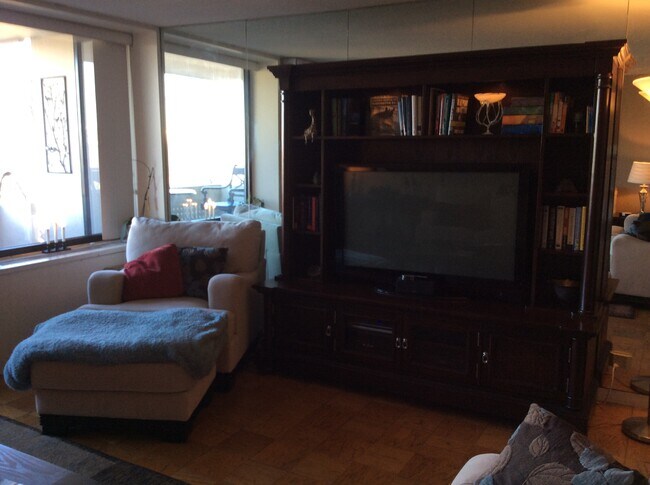 Foto del edificio - 490 M St SW