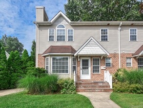 Building Photo - 49 Ashwood Rd