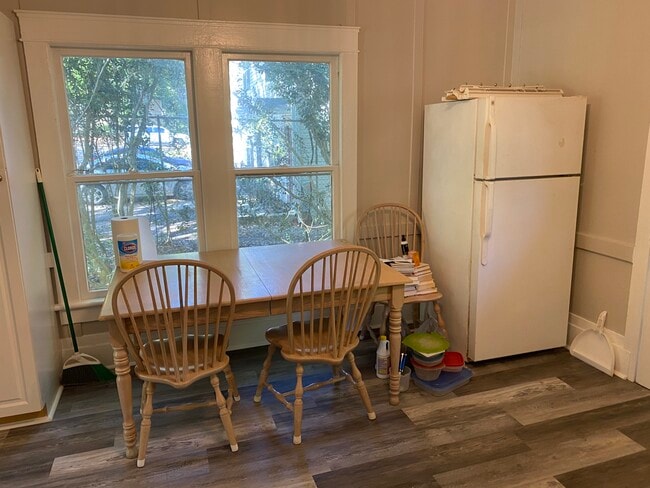 Eat in kitchen - 817 Richmond St