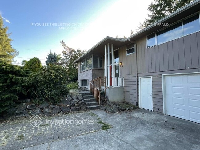 Foto del edificio - 855 Maplewood Ave