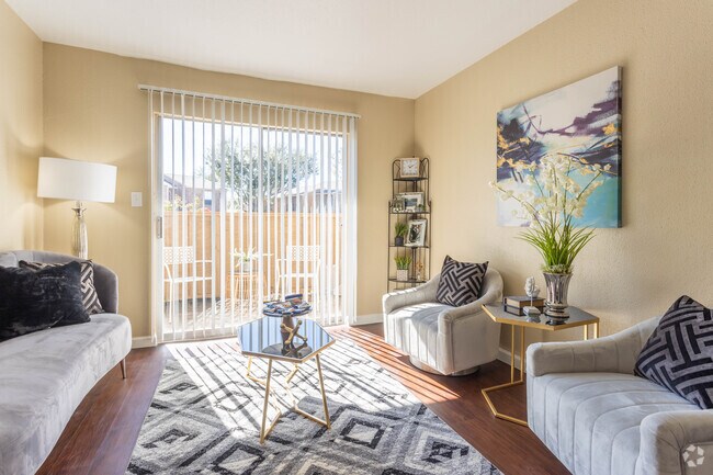 1 dormitorio, 1 baño - 570 pies cuadrados - Meadow Park