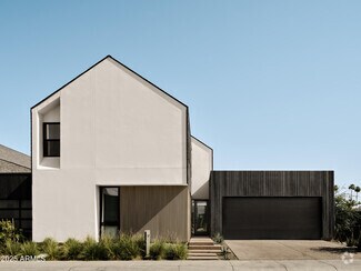 Building Photo - 1325 E Pomelo Grove Ln