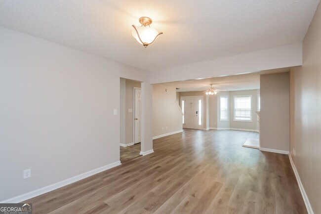 Building Photo - 6793 Mahonia Pl