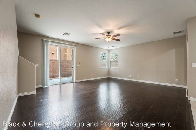 Foto del edificio - 3 br, 3 bath House - 25 RED OAK CANYON ST #2