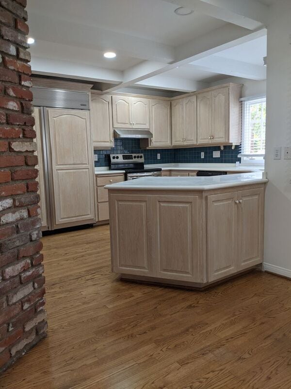 Building Photo - 8204 Calmada Ave
