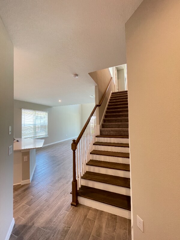 Building Photo - 15265 Palm Ln