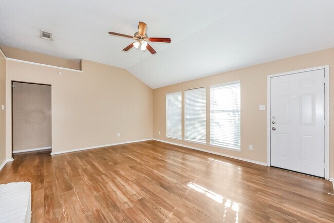 Foto del edificio - 309 Willowstone Trail