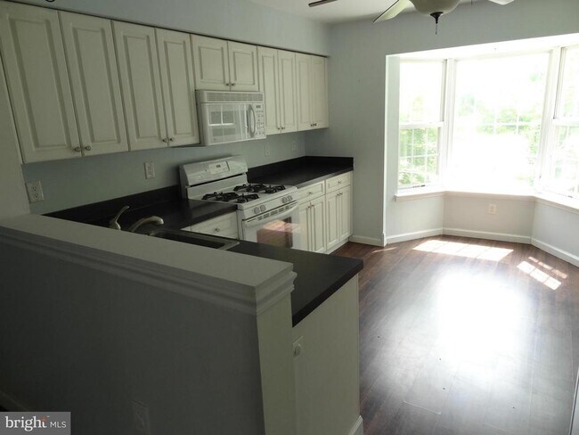 Foto del edificio - 2492 Wentworth Dr