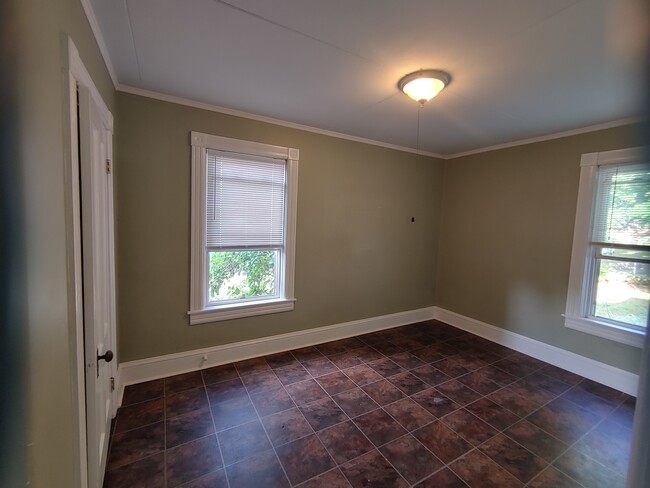 Bedroom - 29 King St
