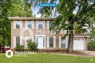 Building Photo - 904 Pine Forest Cir