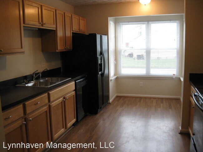 Building Photo - 3 br, 2.5 bath House - 23 Melborne Pl