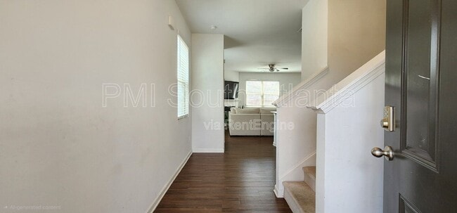 Building Photo - 4040 Alveston Dr