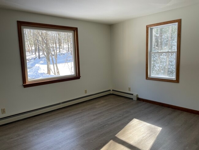 Building Photo - 1589 Walnut Hill Rd