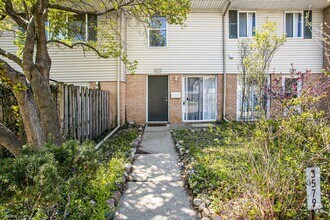 Kenbrooke Court Condominiums Apartments for Rent Kalamazoo MI 34 Kenbrooke Court Condominiums Apartments for Rent Kalamazoo MI 34