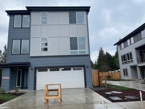 Building Photo - 4426 137th Pl SW