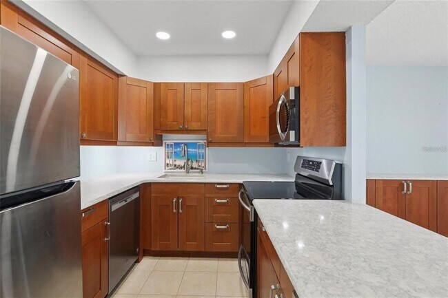 Foto del edificio - 14800 Walsingham Rd