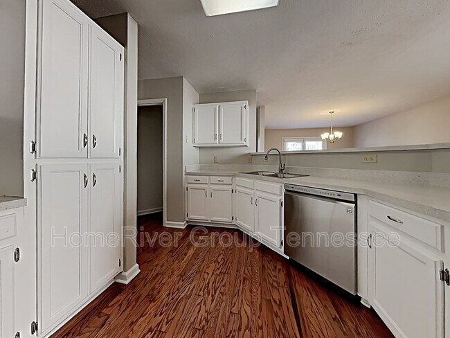 Foto del edificio - 2324 Peak Hill Cove