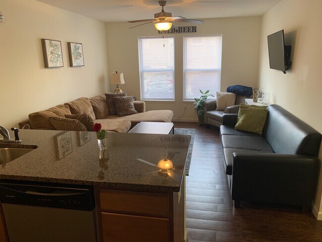 Foto del edificio - Stratford Court Apartments