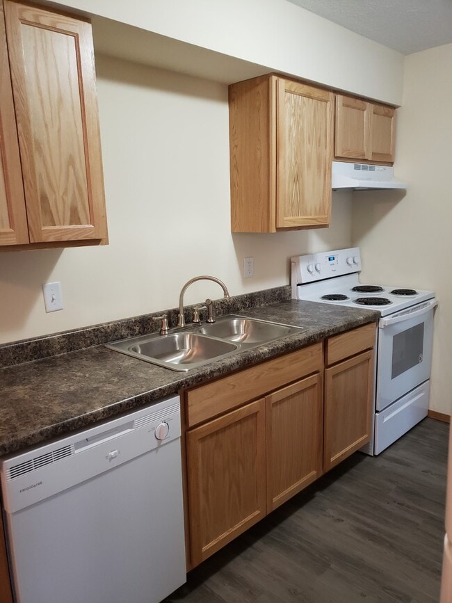 Park Place Apartments in Springfield, MO