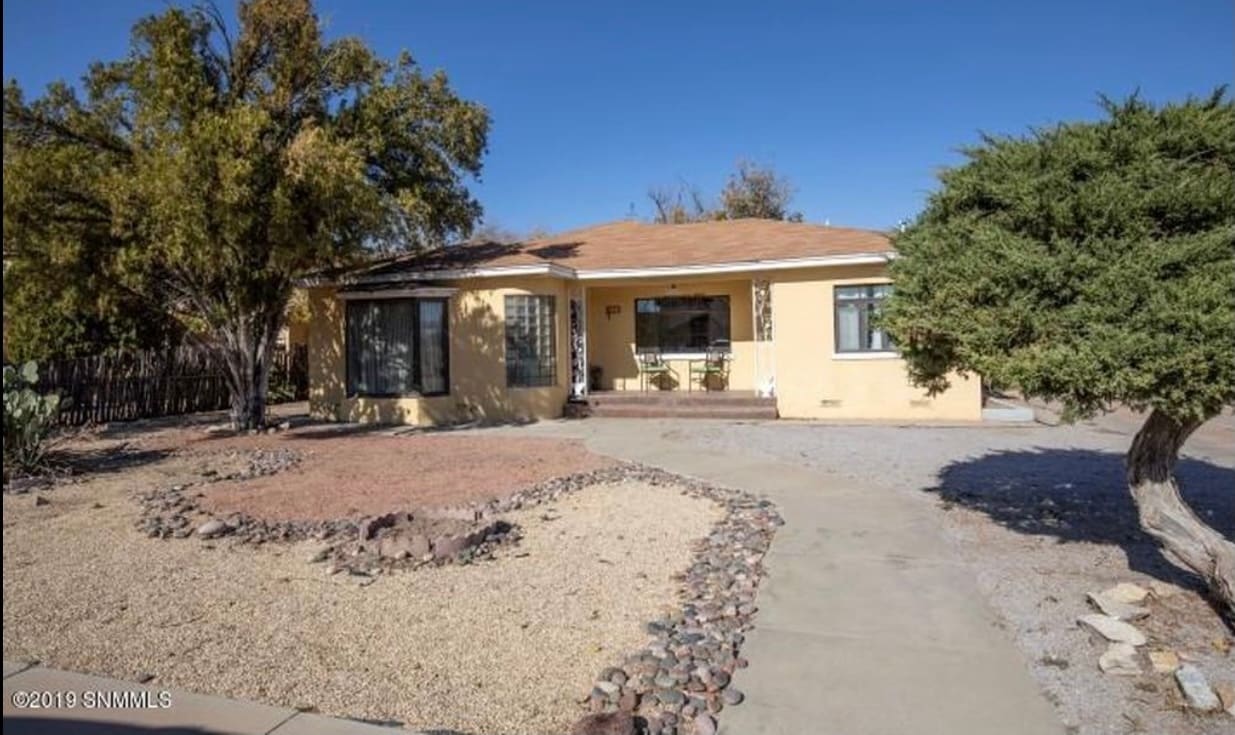 Primary Photo - 200 W Lucero Ave