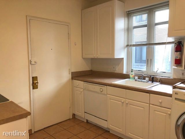 Building Photo - 2 br, 2 bath  - 569 Washington St