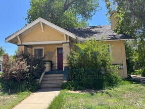 Building Photo - 1526 Grand Ave
