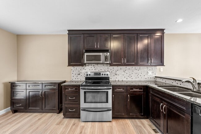 Photo - 2700 Perry St House