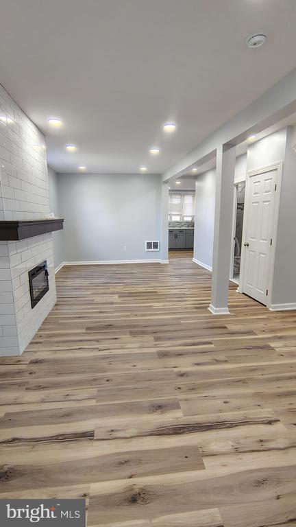 Foto del edificio - 1000 Main Ave