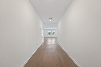 Building Photo - 26815 Rosy Shimmer Ln