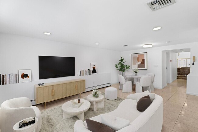 Building Photo - 229 Park Ave