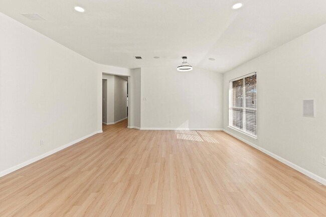 Foto del edificio - 1005 Kimberly Cove