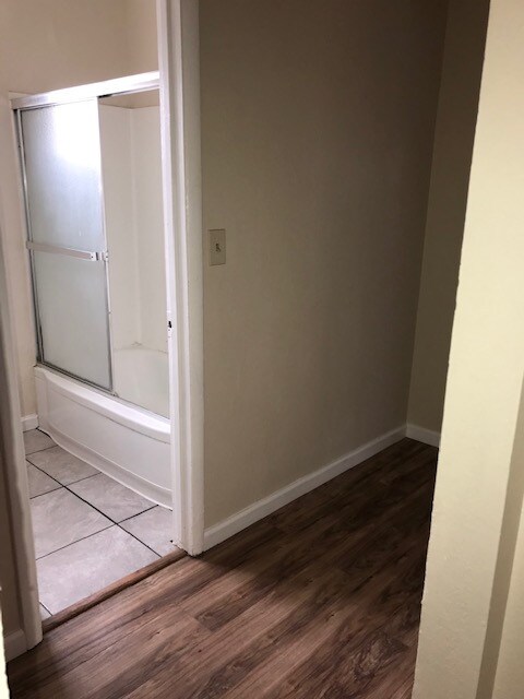 Foto del edificio - 1700 Bruce St