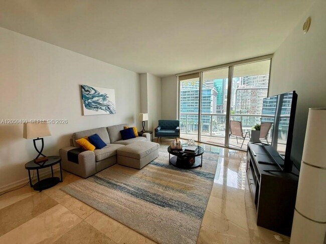 Foto del edificio - 475 Brickell Ave