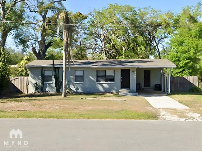 Building Photo - 4307 Sky Line Dr