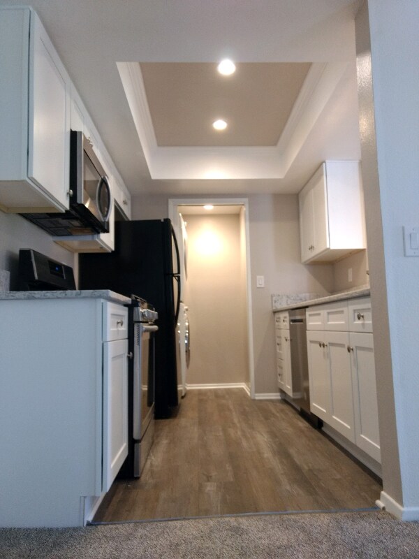 Building Photo - 9362 Twin Trails Dr