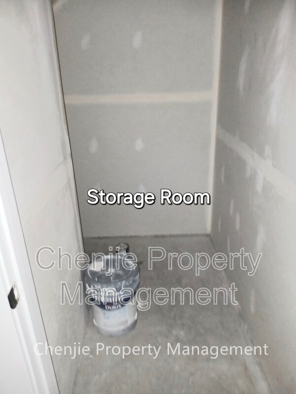 Photo du bâtiment - 4663-4177 177 Ave NW